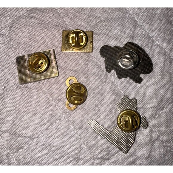 Vintage Olympic & Sports Lapel Pins Barcelona '92, Berlin '00, Rings Soccer Dive - Picture 5 of 5